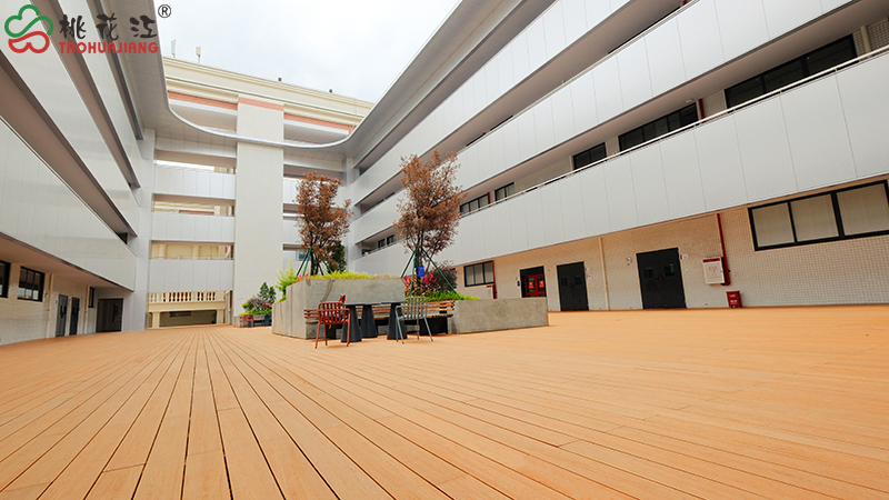 美紋超然竹板鋪裝的平臺