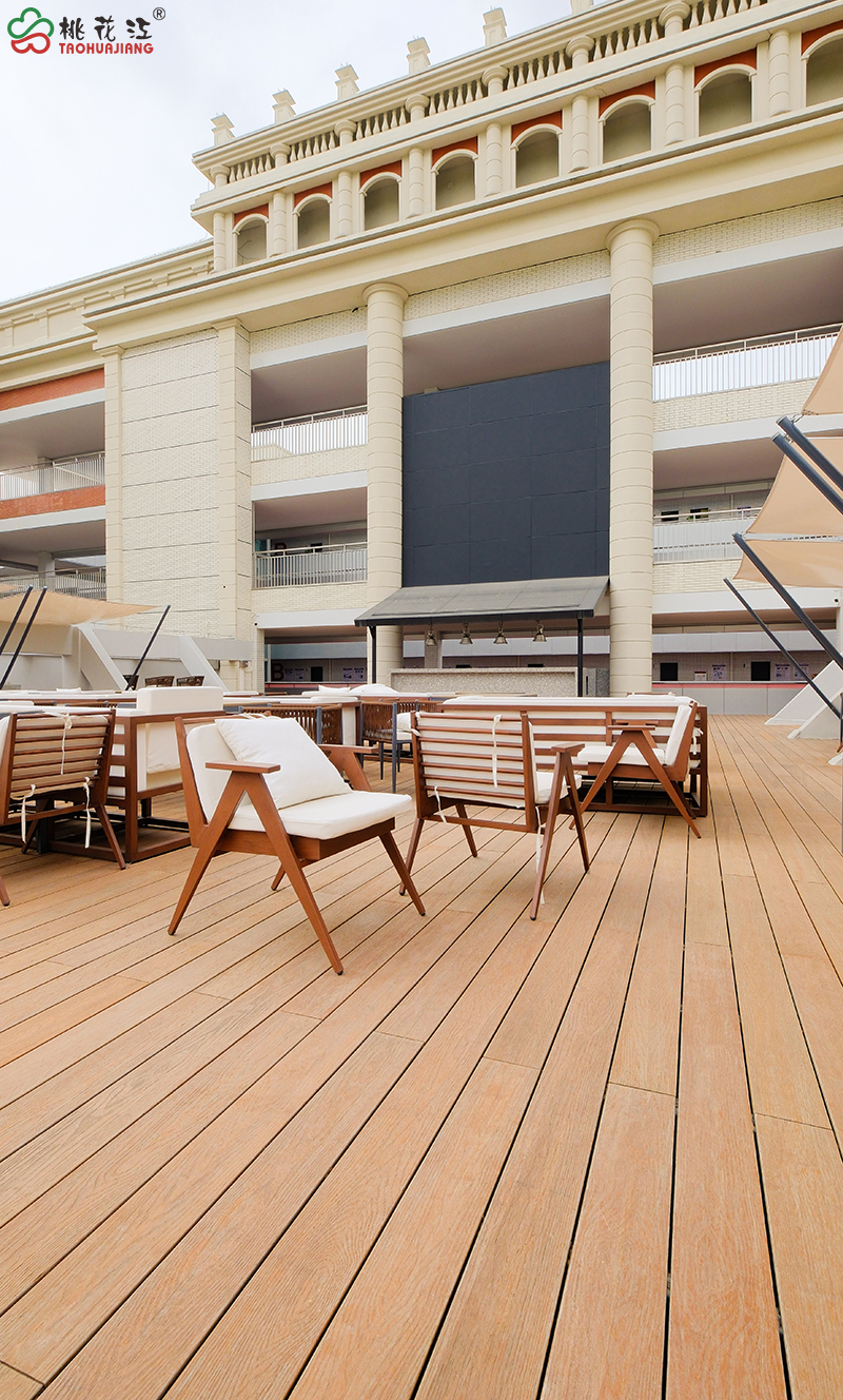 美紋超然竹板鋪裝的平臺